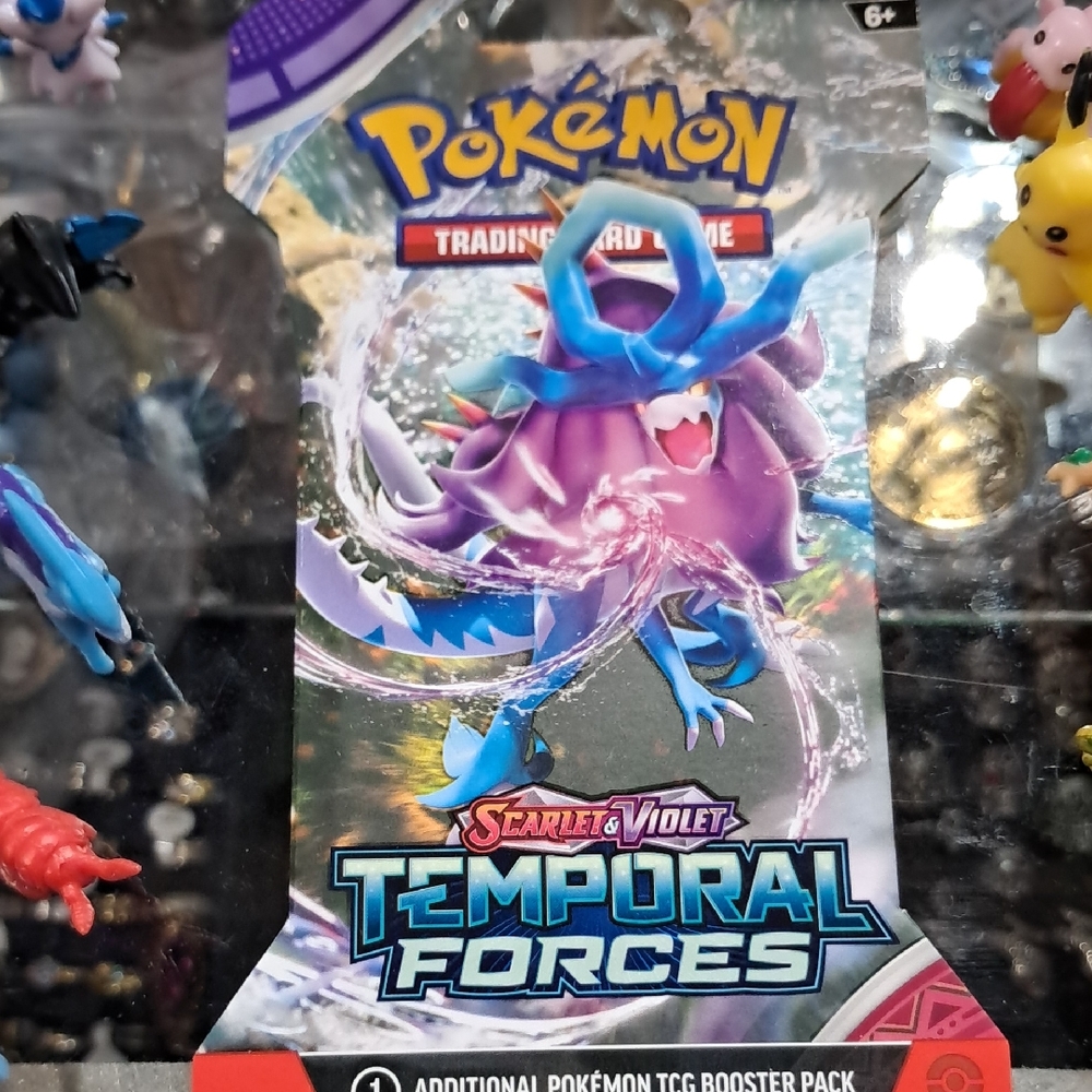 Pokemon Scarlet & Violet Temporal Forces Booster Pack - Purple and Blue